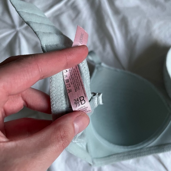 34B La Vie en Rose lightly lined seamless jersey bra - Picture 9 of 9